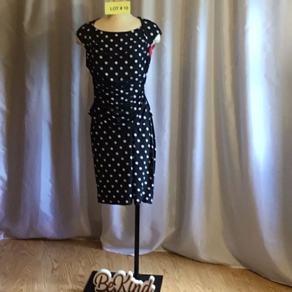 Sleeveless DRESSBARN dress in size 8 polka dotted